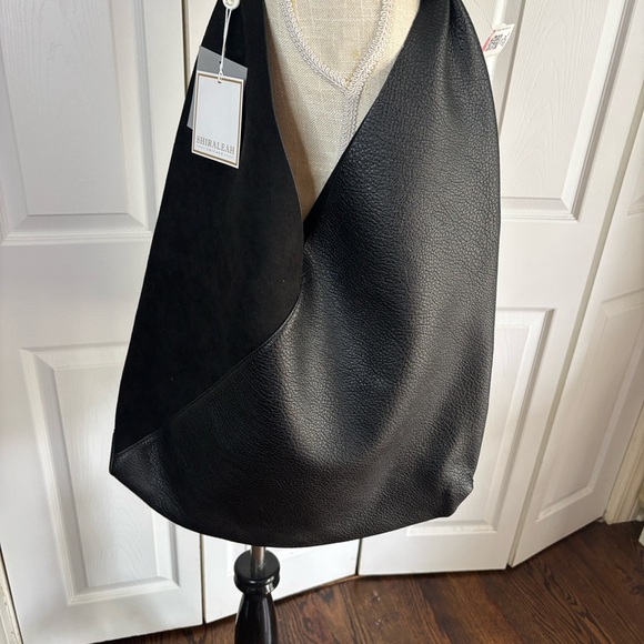 Shiraleah Black Leather JUMBO Bag - Picture 3 of 9